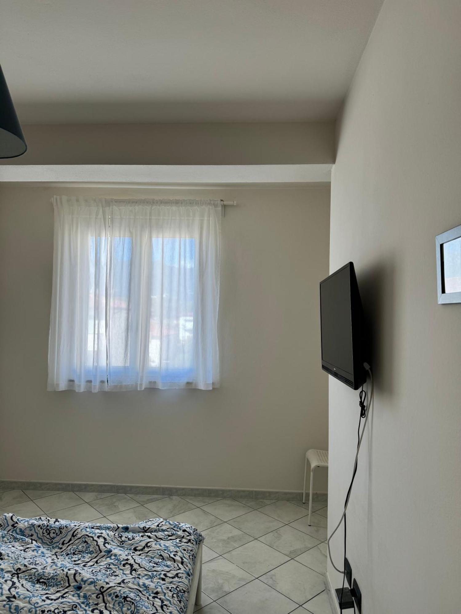 Cytrus Apartament Villa Marina di Massa Exterior foto