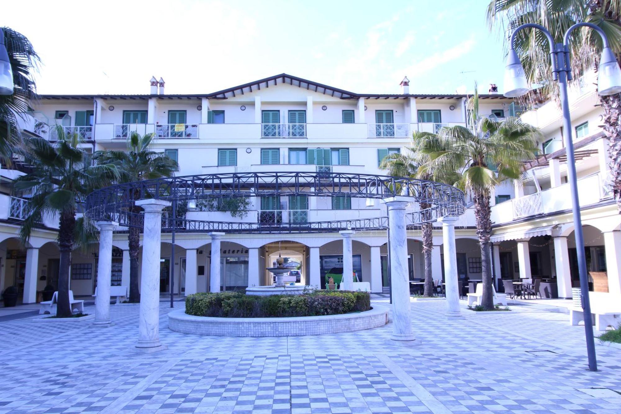 Cytrus Apartament Villa Marina di Massa Exterior foto